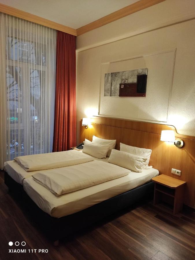 Hotel Koenigshof Майнц Екстериор снимка