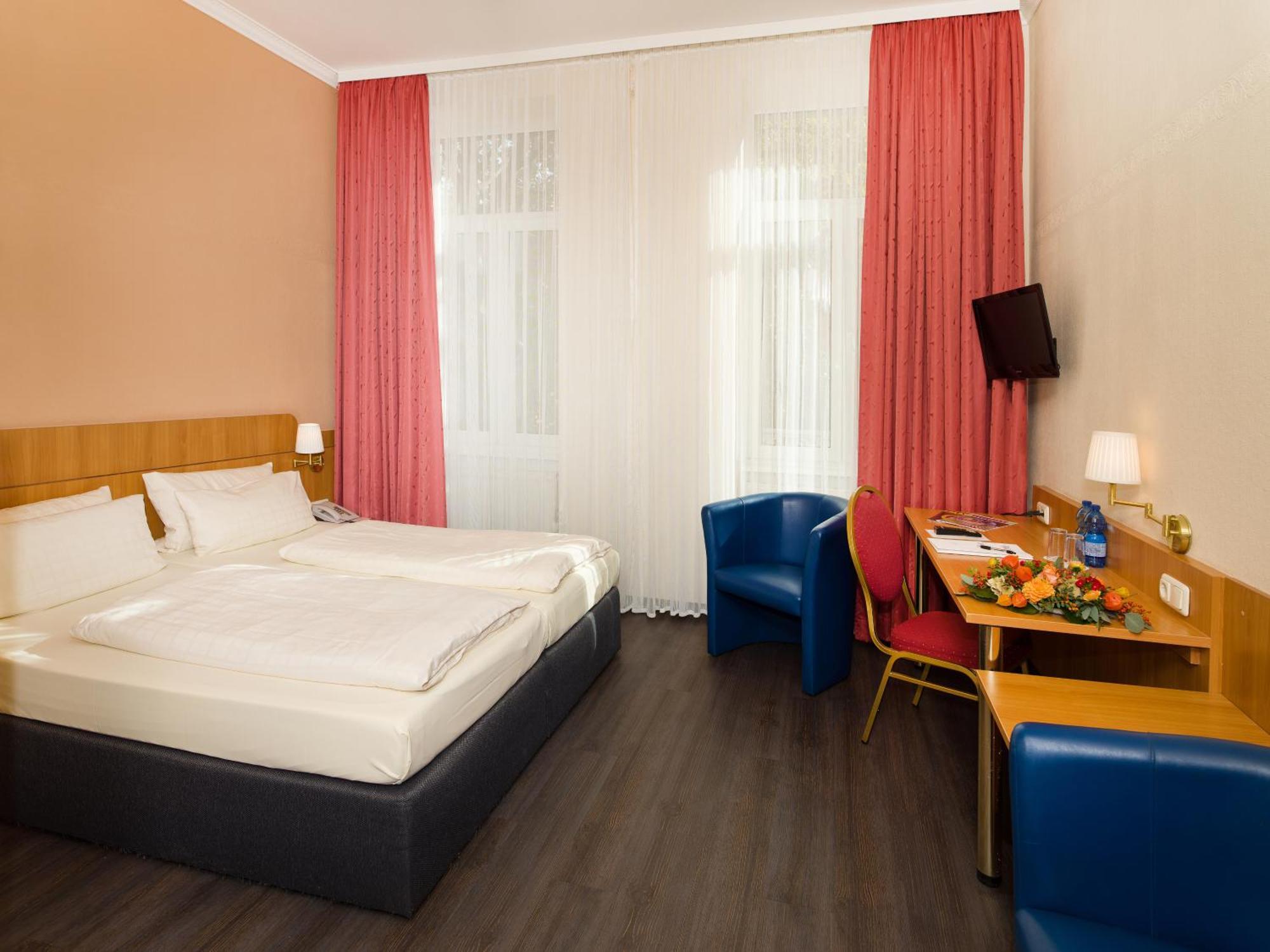 Hotel Koenigshof Майнц Екстериор снимка
